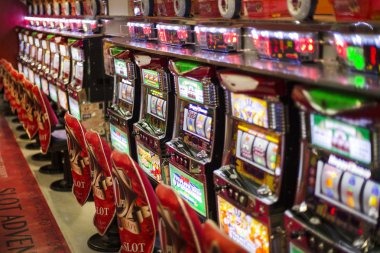 dorahoki login platform interface showing live casino tables, sportsbook markets, and payment options